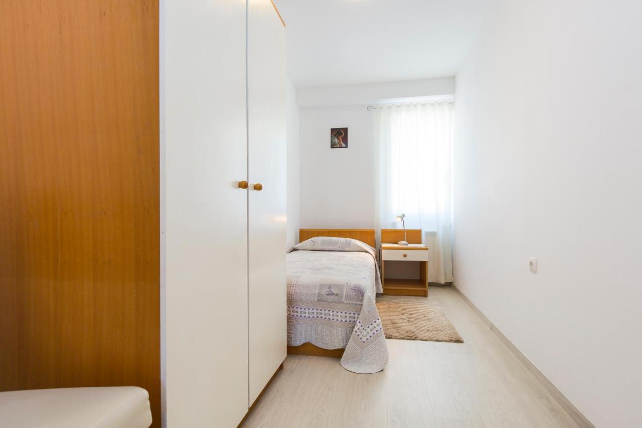 Apartmani Xenia & Desiderio Buzet Exterior foto